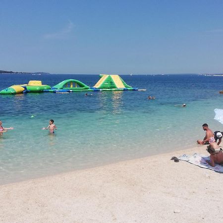 Nice Sunny Apartment Pula Luaran gambar