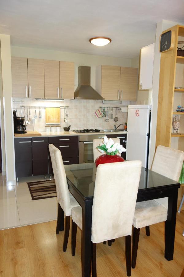 Nice Sunny Apartment Pula Luaran gambar